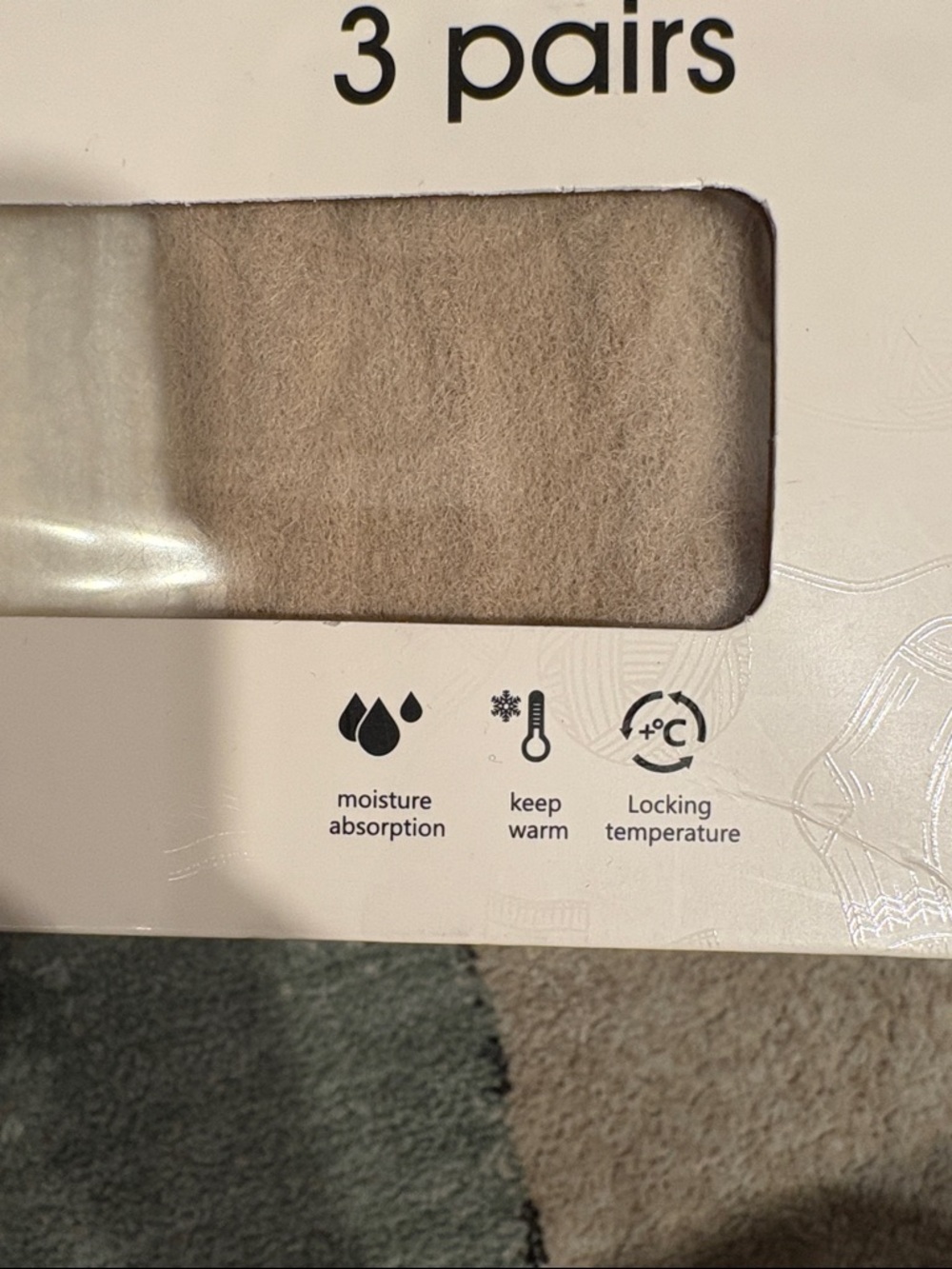 NEW (3) Pairs of Fuzzy Soft Socks 🧦 - Picture 3 of 3
